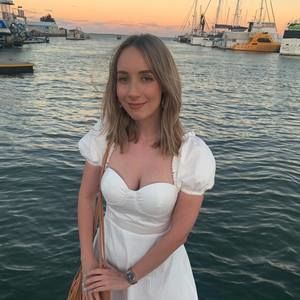 Meet your Posher, Jenna